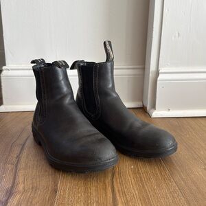 Blundstone black high top boots women’s size 9